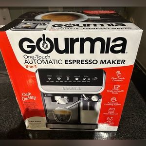 Gourmia espresso maker